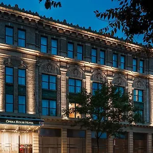 Opera House Otel