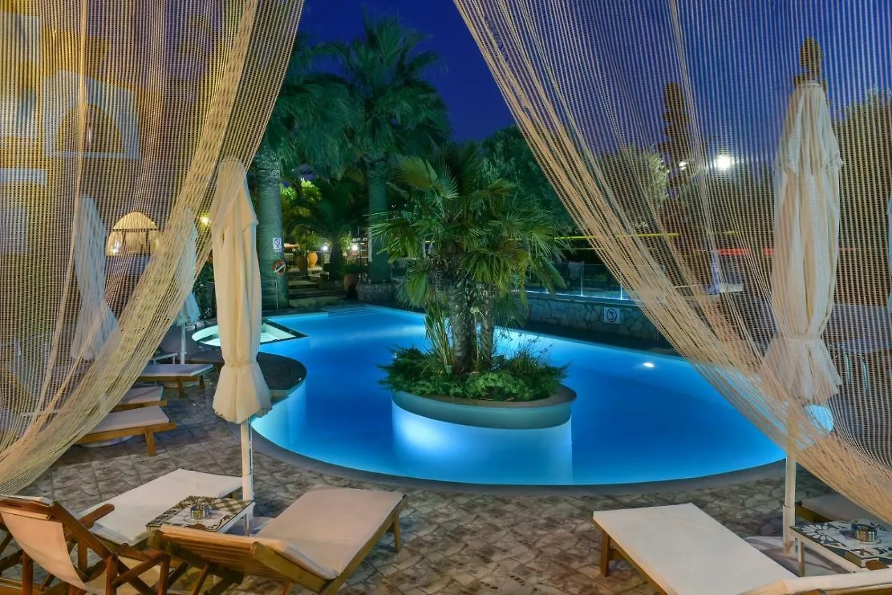 Pyrgos Hotel Uranupoli Grecja